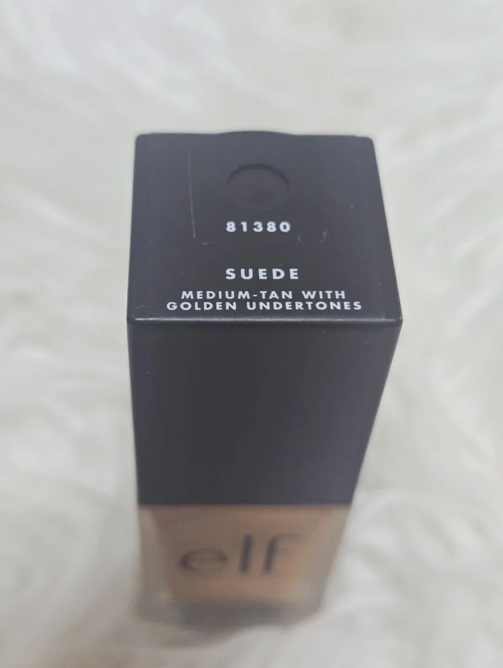 e.l.f. Flawless Finish Foundation Bottle Medium-tan with Golden Undertones